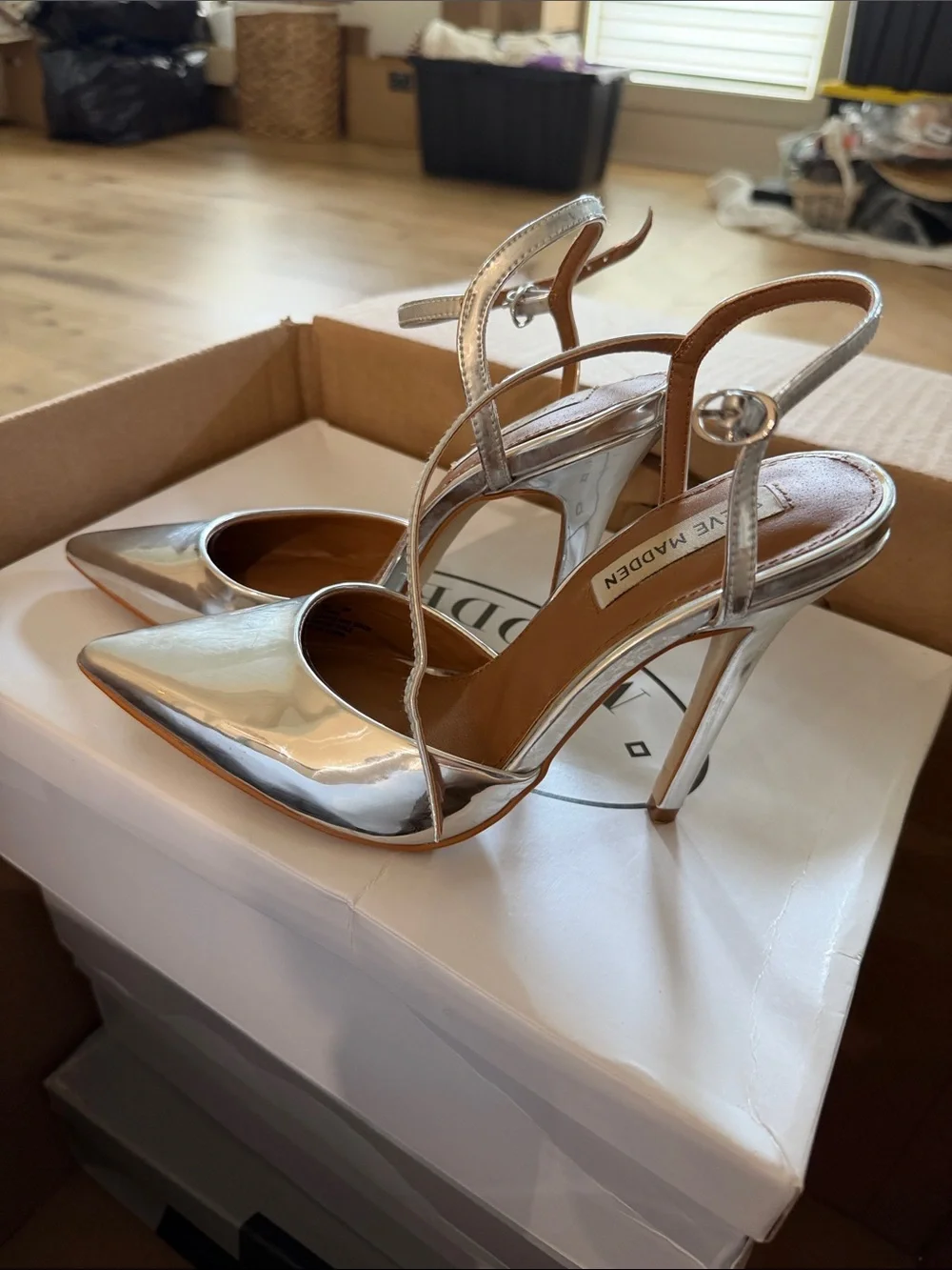 Steve Madden Metallic Silver Pointed Toe Slingback Heels - Picture 1 of 4